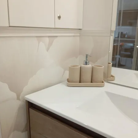 Le Val 004, Appart. Neuf, Jardin, Parking