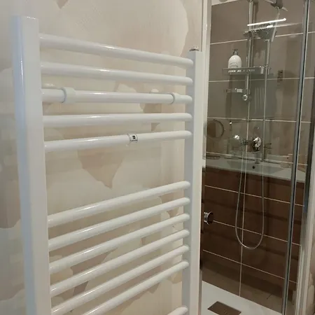 Appartement Le Val 004, Appart. Neuf, Jardin, Parking