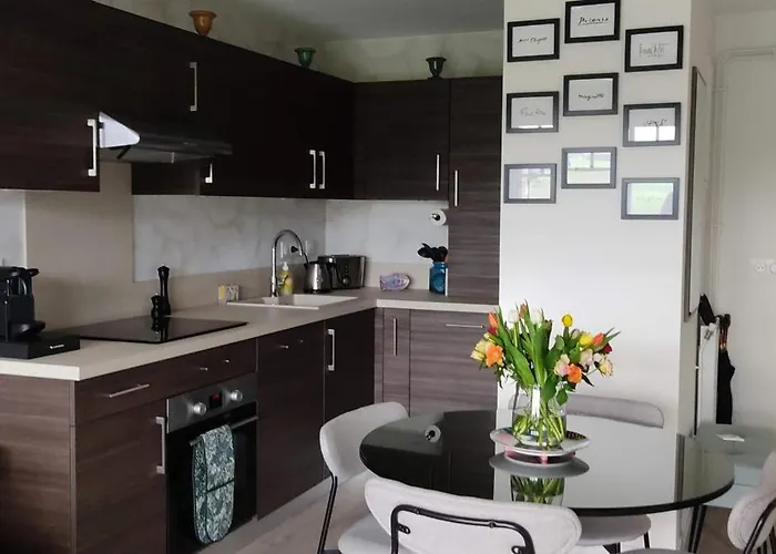 Le Val 004, Appart. Neuf, Jardin, Parking Appartement *